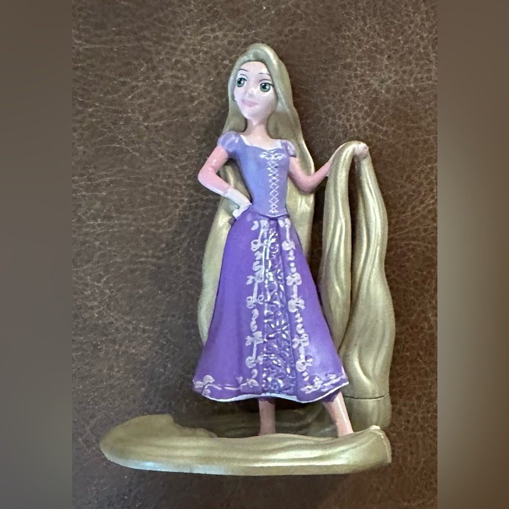 Small Rapunzel Action Figure Doll